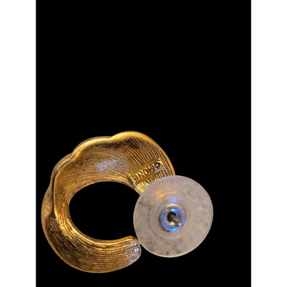 Vintage Monet Gold Tone Ribbed Swirl Half Hoop Pierced Earrings - Picture 5 of 5